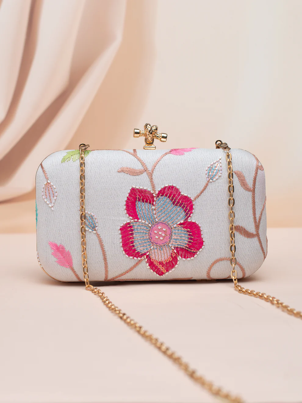 Artklim Pearl Petal Elegance